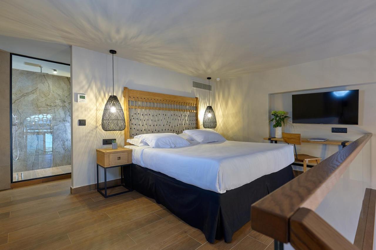 Castello Infinity Suites - Adults Only Agia Pelagia  Exterior foto